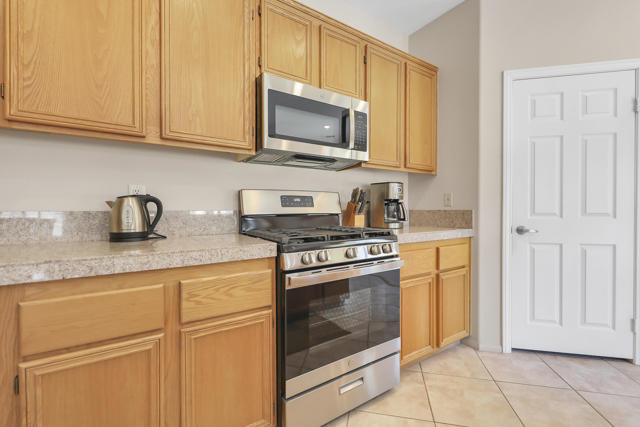 42240 Adams Street, Bermuda Dunes CA: https://media.crmls.org/mediaz/1dd6bae7-5419-40db-9551-06baa26b7da0.jpg