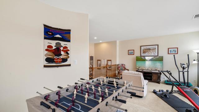 2225 David Place, Carlsbad CA: https://media.crmls.org/mediaz/1dd6ec32-deac-4958-96f9-594b5b646665.jpg