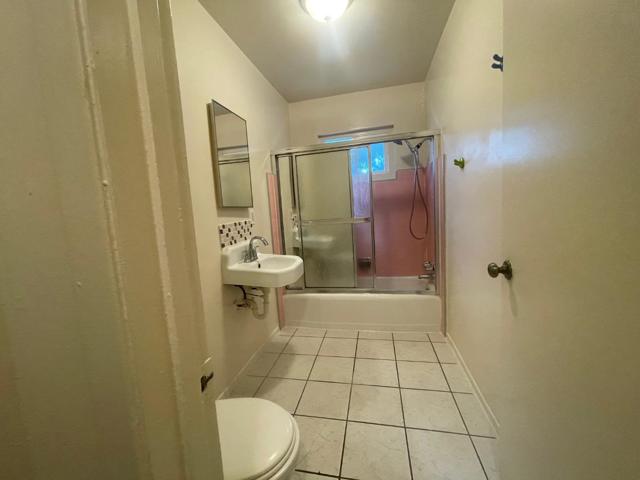 Image 5 of 14 For 727 Duane Avenue