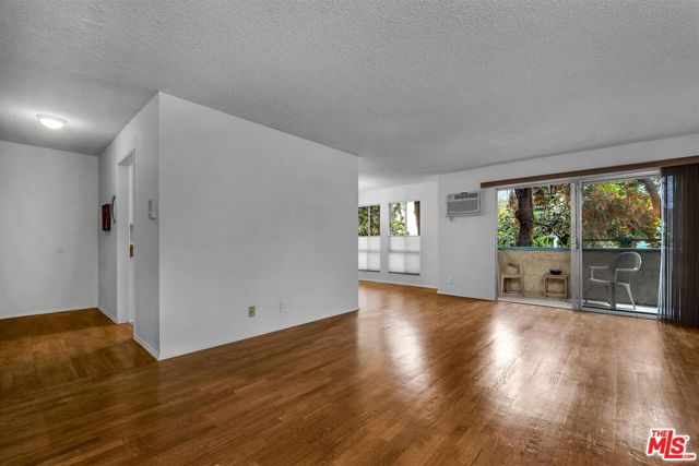 Image 2 for 3637 Glendon Ave #102, Los Angeles, CA 90034