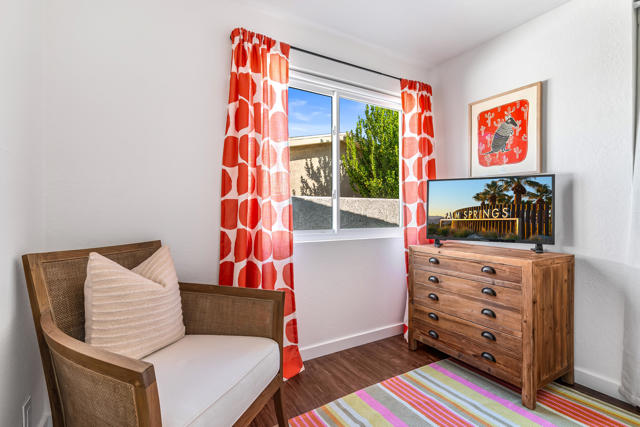 2034 Marni Court, Palm Springs CA: https://media.crmls.org/mediaz/1dd8f829-8fa9-421b-884b-52ed589860f7.jpg