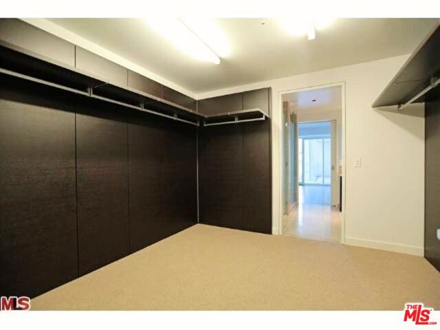 6250 Hollywood Boulevard, Los Angeles CA: https://media.crmls.org/mediaz/1dd907b0-e774-48c6-837d-f8831a84230b.jpg