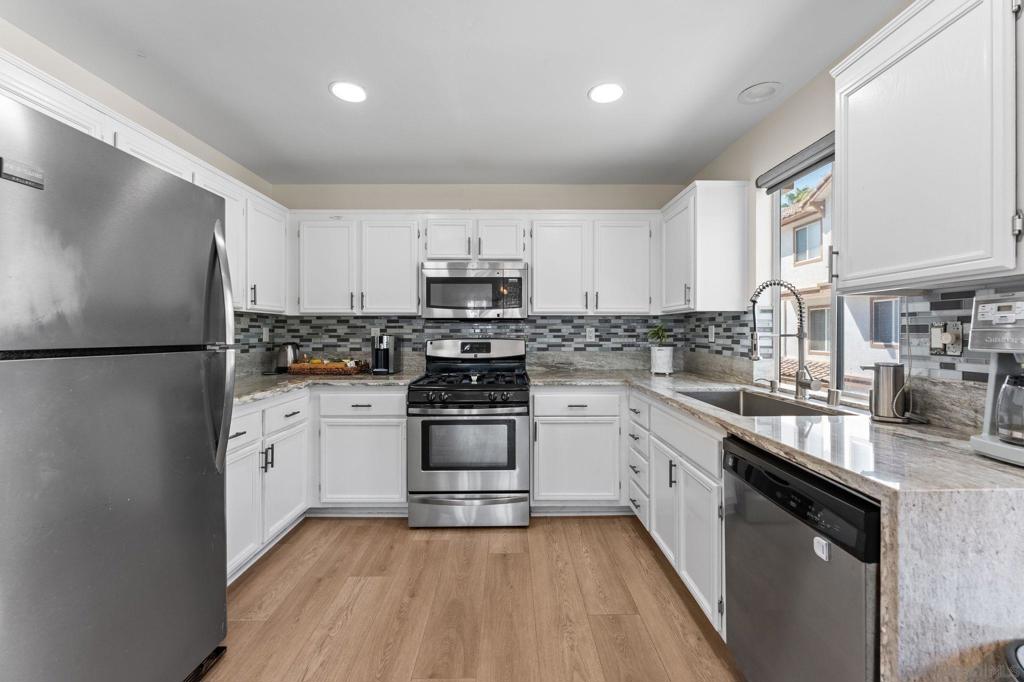 10386 Wateridge Circle - photo 16