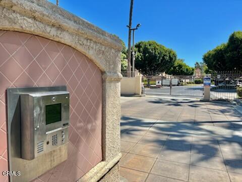 1245 Jamaica Lane, Oxnard CA: https://media.crmls.org/mediaz/1dd9f362-03a1-4acd-bb4a-9d4827ef6ba7.jpg