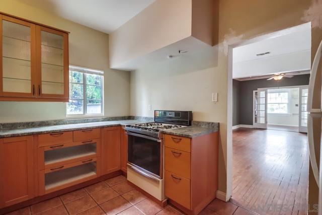 1834 Polk, San Diego CA: https://media.crmls.org/mediaz/1ddaeb3c-67ad-4ad2-a77f-9109b04cd0b8.jpg