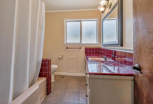 23492 Sunset Drive, Los Gatos CA: https://media.crmls.org/mediaz/1ddaf0cf-3d77-446e-b631-1842e233063e.jpg