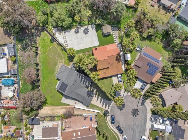 6065 Nancita Ct, San Diego CA: https://media.crmls.org/mediaz/1ddca040-23c8-4a48-ad0c-cd73671ddb2d.jpg
