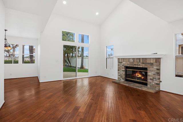 982 Hawthorne Court, San Marcos CA: https://media.crmls.org/mediaz/1ddd1f76-bc22-45d9-8def-9f5c99d233c5.jpg