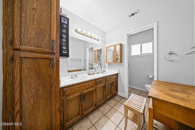 4931 Roundup Road, Norco CA: https://media.crmls.org/mediaz/1ddd65f2-d065-4291-ab13-d8745a1dfef7.jpg