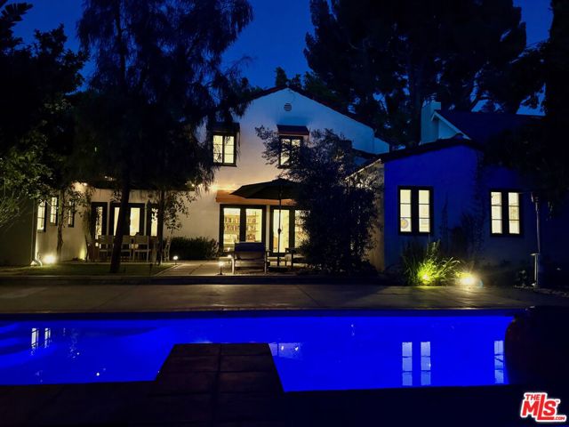 4277 Beck Avenue, Studio City CA: https://media.crmls.org/mediaz/1ddd67e5-663b-4c0d-9fad-f3312fad41f6.jpg
