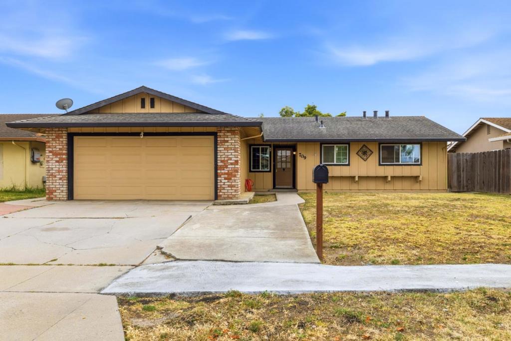 709 Colton Drive