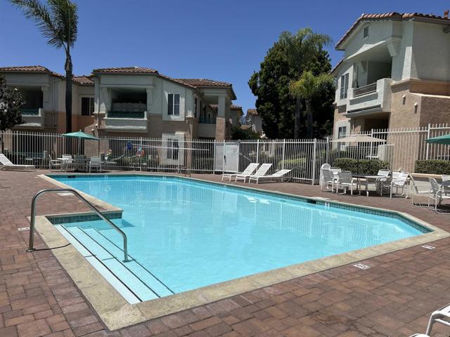 Image 15 of 24 For 11422 Via Rancho San Diego  84
