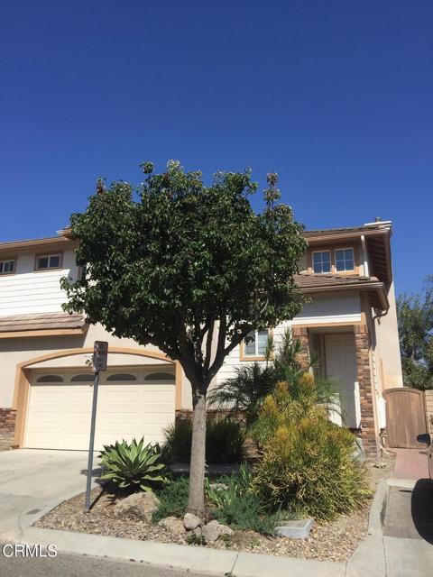 Detail Gallery Image 2 of 20 For 1743 Watercrest Way, Simi Valley,  CA 93065 - 3 Beds | 2/1 Baths