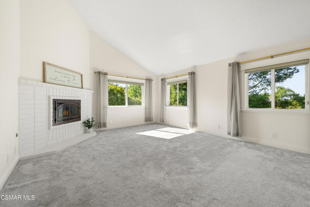 2008 Goldenrod Court, Westlake Village CA: https://media.crmls.org/mediaz/1ddfe4db-eff1-4505-93a6-d49311bdca6f.jpg