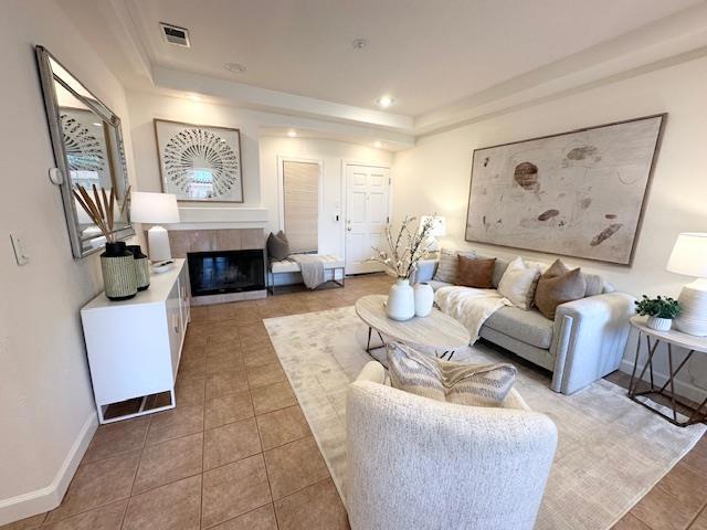 1114 S Winchester Boulevard, San Jose CA: https://media.crmls.org/mediaz/1de021d0-dc31-412f-a597-ce035c991de9.jpg