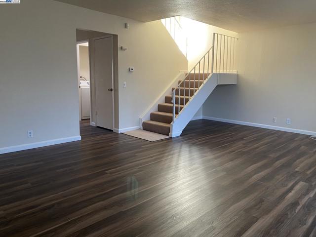 4108 Polaris, Union City CA: https://media.crmls.org/mediaz/1de0e8b0-3d16-41bf-8d36-cd66b58cecd4.jpg