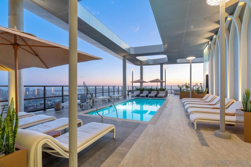 525 Olive - photo 17