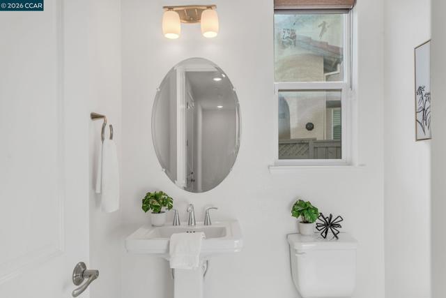 1553 S Perkins Place, Mountain House CA: https://media.crmls.org/mediaz/1de1366e-484f-4ff8-8821-acbd50221e86.jpg