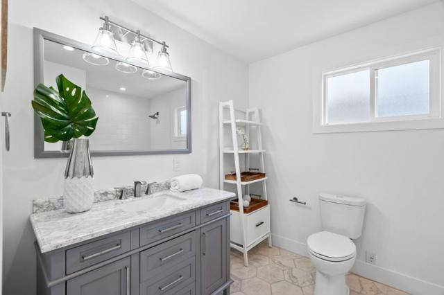 3801 Branson Drive, San Mateo CA: https://media.crmls.org/mediaz/1de4b23c-95e9-4e1d-8629-639c918bbdbe.jpg