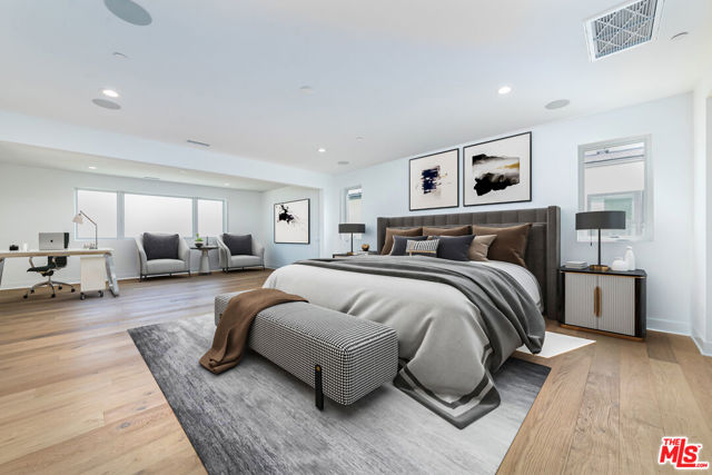 11770 N Hillsborough Lane, Porter Ranch CA: https://media.crmls.org/mediaz/1de543da-a03f-4169-b5e0-a361ea86701d.jpg