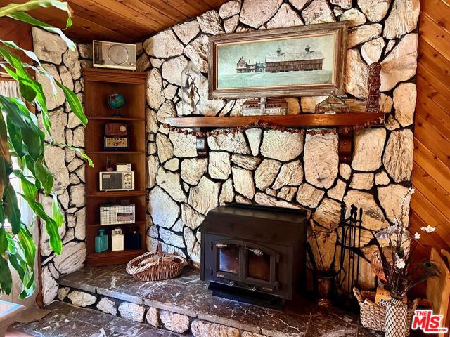 425 Ashwood Drive, Big Bear City, California 92314, 3 Bedrooms Bedrooms, ,2 BathroomsBathrooms,Single Family Residence,For Sale,Ashwood,24426913