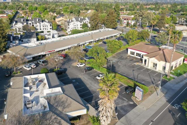 2200 Beech Cir, San Jose CA: https://media.crmls.org/mediaz/1de666b7-3645-439b-9ace-dd5fc75d6735.jpg