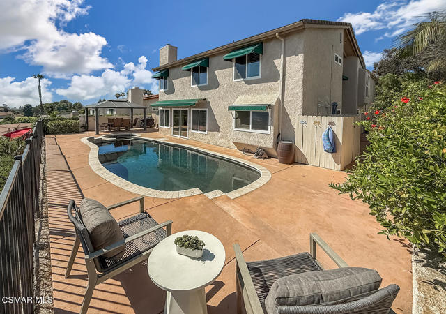 3331 Monte Carlo Drive, Thousand Oaks CA: https://media.crmls.org/mediaz/1de9473e-90bc-4456-acf8-8801310d4457.jpg