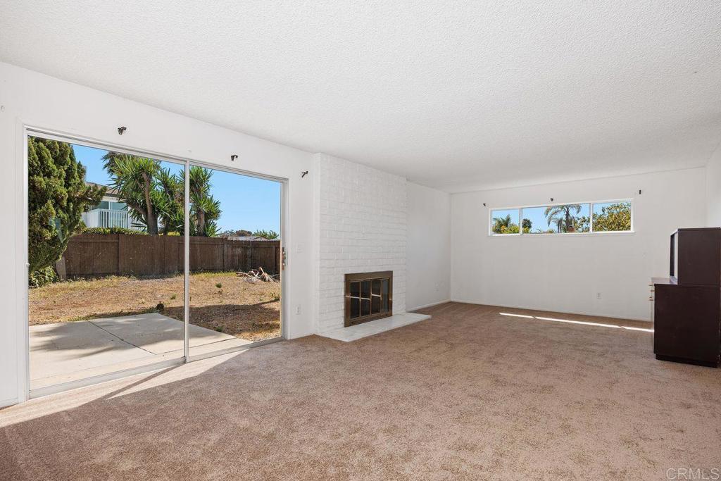 3211 Mercer Lane - photo 5