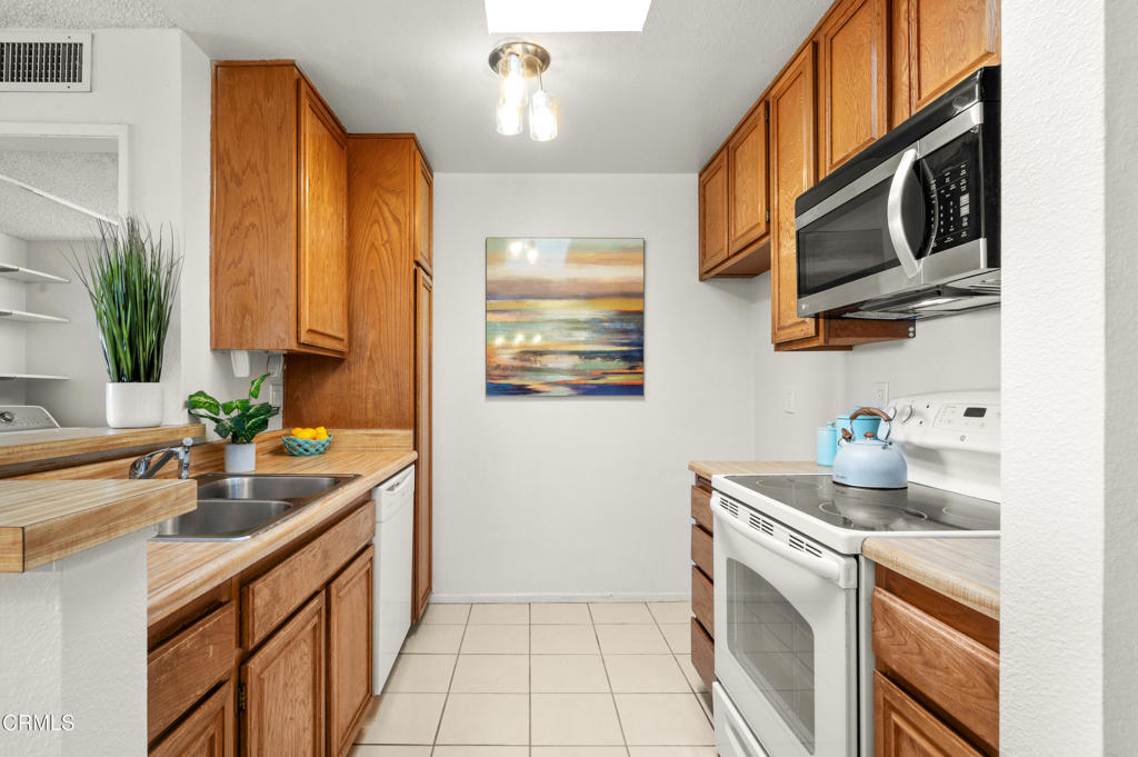 MLS #P1-25119 image #8