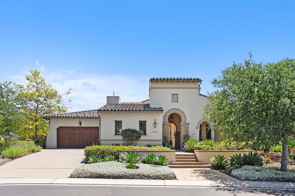 10879 Equestrian Ridge Ct