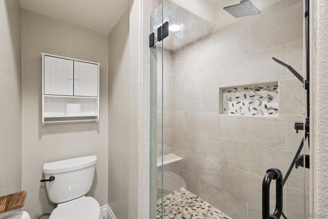 9233 Lethbridge Way, San Diego CA: https://media.crmls.org/mediaz/1dedba95-fc61-47b0-81cb-1bda2bdd7491.jpg
