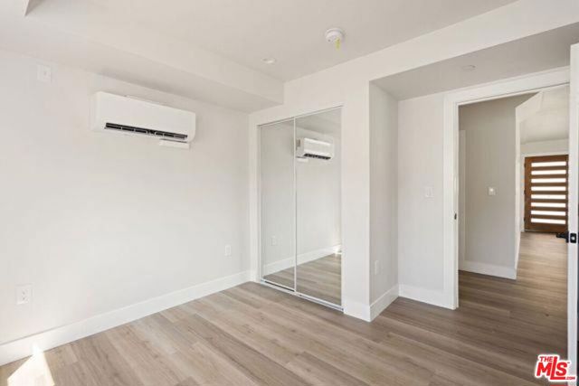 714 W 41st Place, Los Angeles CA: https://media.crmls.org/mediaz/1dee67ae-528c-4168-b446-10aae68ef6a0.jpg