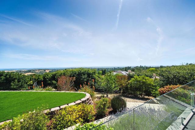 12252 Menalto Drive, Los Altos Hills CA: https://media.crmls.org/mediaz/1deec656-4c6f-4c9e-9b70-e57414d9b793.jpg
