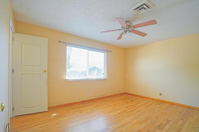 702 El Portal Avenue, Manteca CA: https://media.crmls.org/mediaz/1deefbbf-4fa1-4cc0-bf5e-2933bacf2a98.jpg