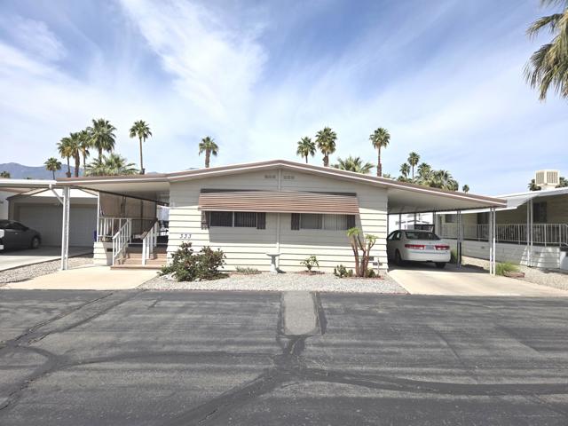 333 Coyote, Cathedral City CA: https://media.crmls.org/mediaz/1def16a5-2918-41b6-8465-8a5c6fde6df5.jpg