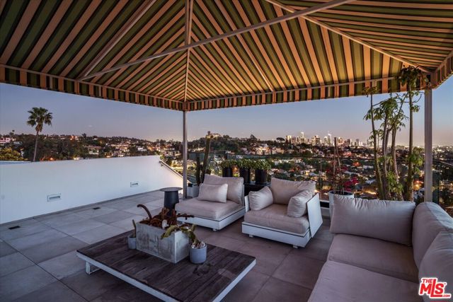 3042 Landa Street, Los Angeles CA: https://media.crmls.org/mediaz/1df053b9-7c8e-4e13-82b3-b6ea4cc440c7.jpg