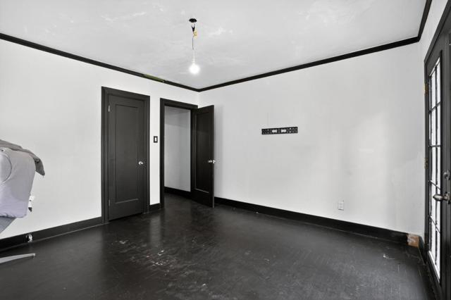 7000 Arthur Street, Oakland CA: https://media.crmls.org/mediaz/1df06e5a-9231-4b55-8118-bf48416ed01c.jpg