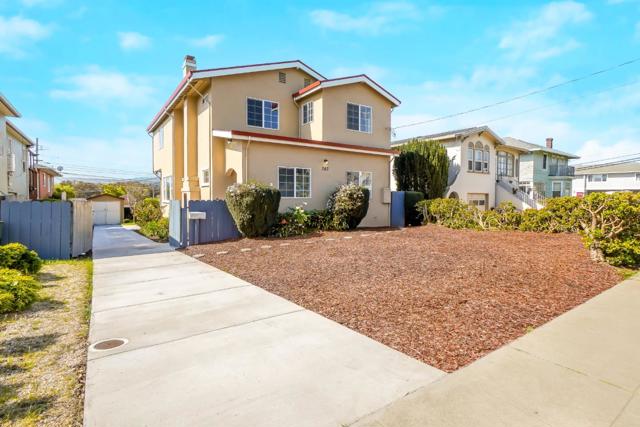 763 Grand Avenue, South San Francisco CA: https://media.crmls.org/mediaz/1df07532-7330-49d4-9f38-9d081ebe86ca.jpg