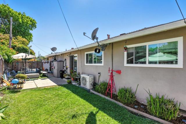 2475 Karen Drive, Santa Clara CA: https://media.crmls.org/mediaz/1df17890-e2f7-4ca6-9828-f0af738e2040.jpg