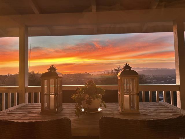 Detail Gallery Image 2 of 49 For 2187 Mil Sorpresas Dr, Fallbrook,  CA 92028 - 4 Beds | 4 Baths