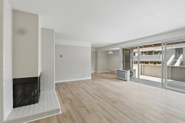 500 W Middlefield Road, Mountain View CA: https://media.crmls.org/mediaz/1df28ef4-56f8-4e13-8601-b7ede2a992fe.jpg