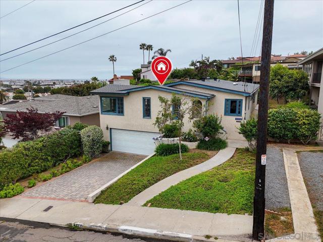 3335 Fenelon St, San Diego CA: https://media.crmls.org/mediaz/1df33790-828e-4950-a553-9b502d466f60.jpg
