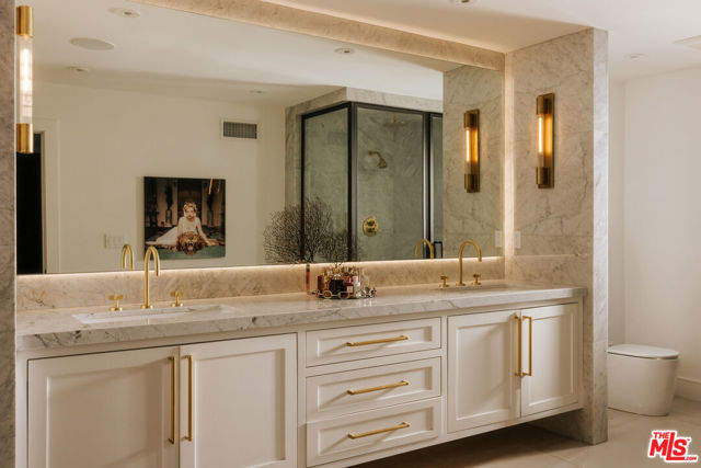 Image 11 of 20 For 7825 Torreyson Drive