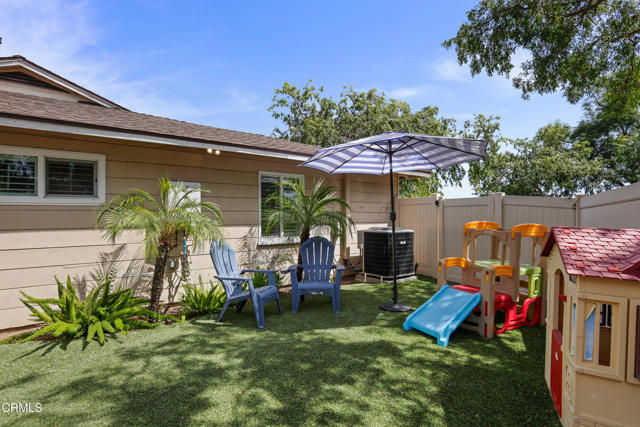 1110 Coronet Avenue, Pasadena CA: https://media.crmls.org/mediaz/1df4ec58-6026-4460-af93-0e598b2de30b.jpg
