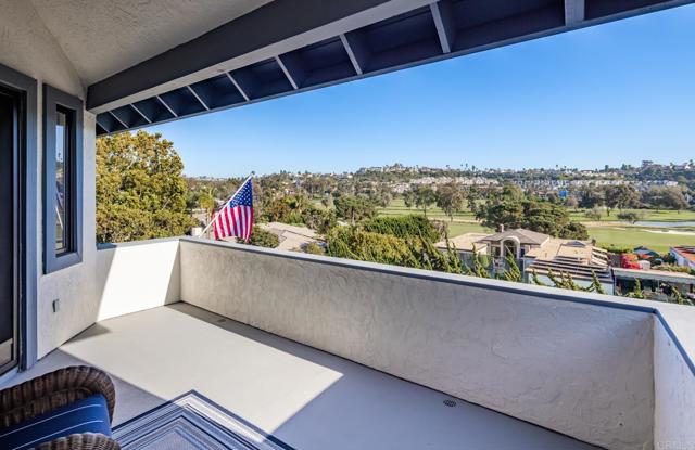 7389 Alicante Road, Carlsbad CA: https://media.crmls.org/mediaz/1df4f463-9a38-4164-9ea1-b1b79ac84b26.jpg