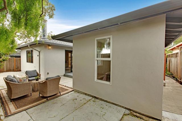 2860 Oakmont Drive, San Bruno CA: https://media.crmls.org/mediaz/1df5b39a-2721-477a-8a4e-058afdfca972.jpg