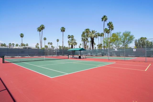 1540 E Sierra Way, Palm Springs CA: https://media.crmls.org/mediaz/1df5eb4f-a26c-4c92-85bd-3d92efba822d.jpg