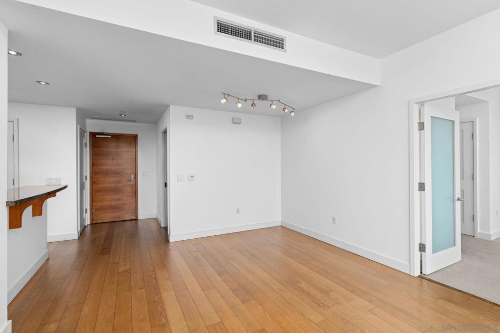 700 E Street - photo 10