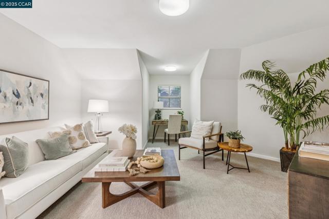 788 Woodwind Place, Walnut Creek CA: https://media.crmls.org/mediaz/1df6aa0e-34ef-4321-a854-99ec8d5a3116.jpg