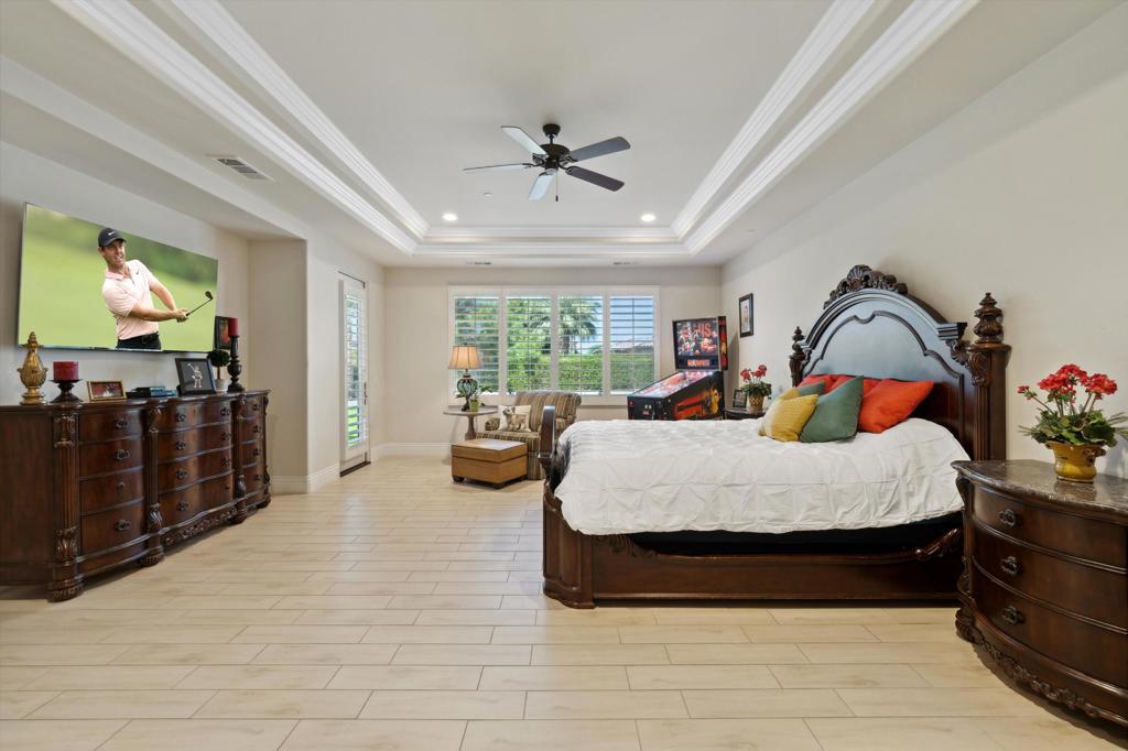 MLS #219136316DA image #17